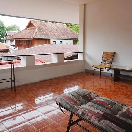 شيانغ ماي Manee Guesthouse And Record บ้านมานี المظهر الخارجي الصورة