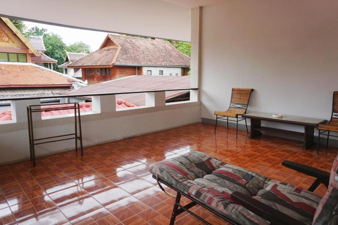 شيانغ ماي Manee Guesthouse And Record บ้านมานี المظهر الخارجي الصورة