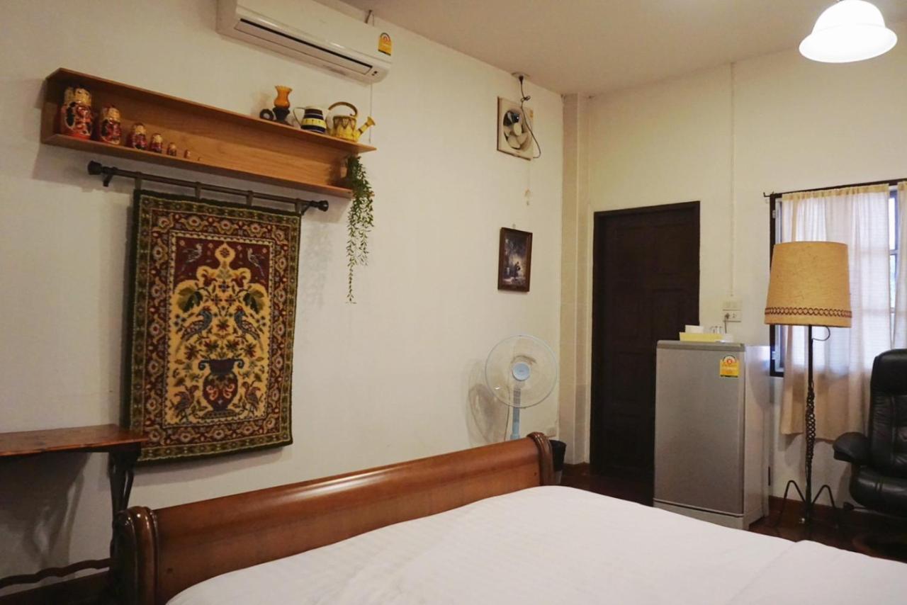 شيانغ ماي Manee Guesthouse And Record บ้านมานี المظهر الخارجي الصورة