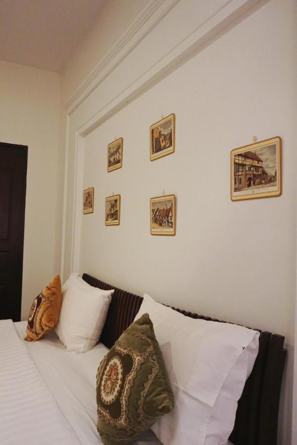 شيانغ ماي Manee Guesthouse And Record บ้านมานี المظهر الخارجي الصورة