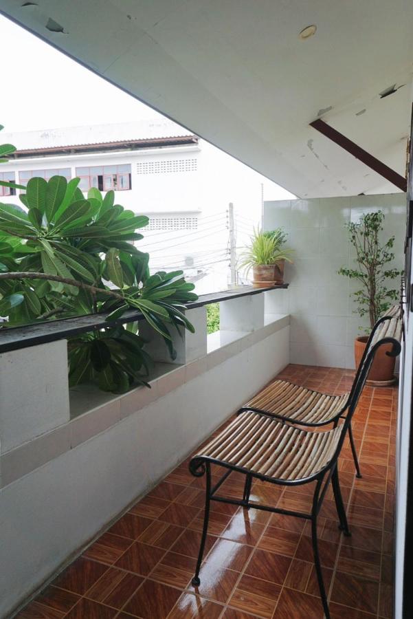 شيانغ ماي Manee Guesthouse And Record บ้านมานี المظهر الخارجي الصورة