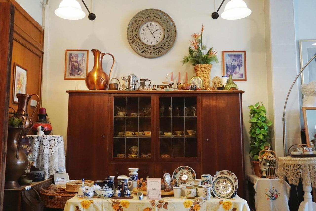 شيانغ ماي Manee Guesthouse And Record บ้านมานี المظهر الخارجي الصورة