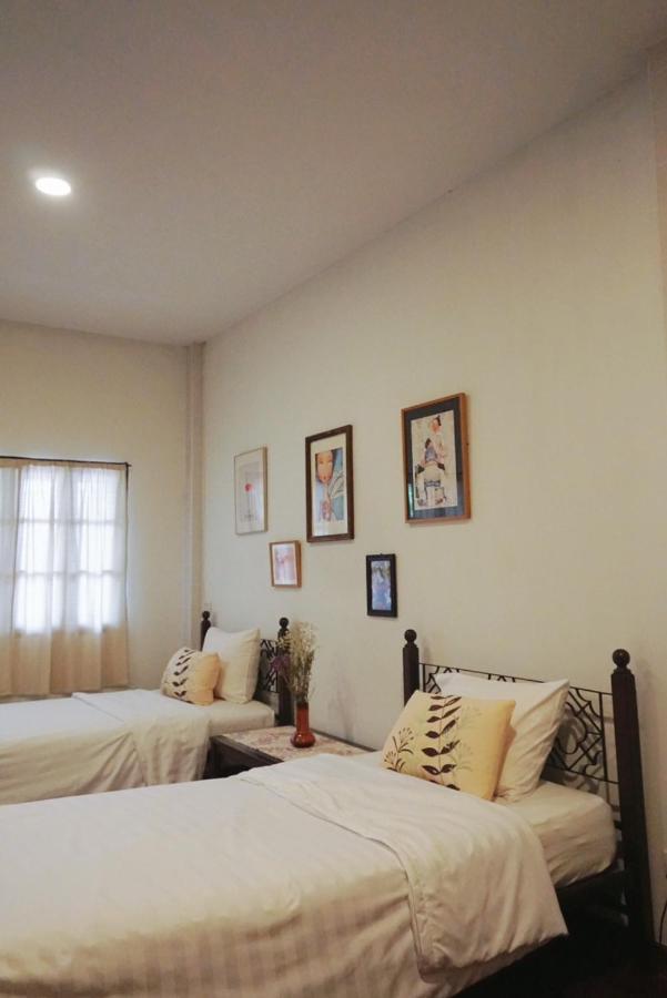 شيانغ ماي Manee Guesthouse And Record บ้านมานี المظهر الخارجي الصورة